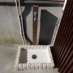 外構工事　駐車場と目隠しに外水道